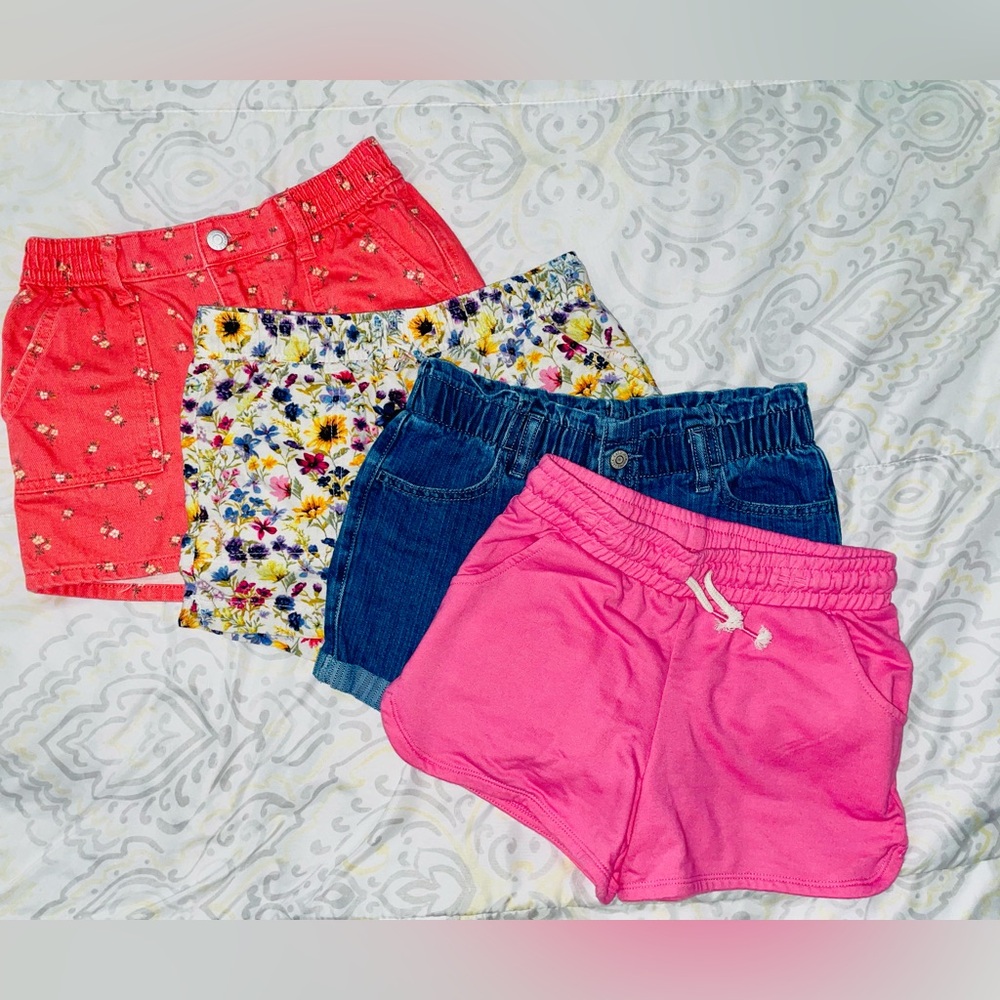 Girls Old Navy and Cat & Jack Pink, Blue, and Floral Shorts Trio